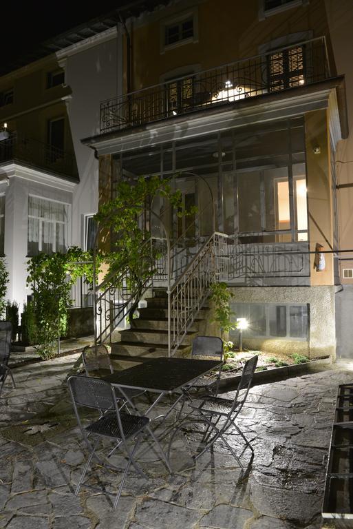 Residenza Cece' Apartment Леко Екстериор снимка